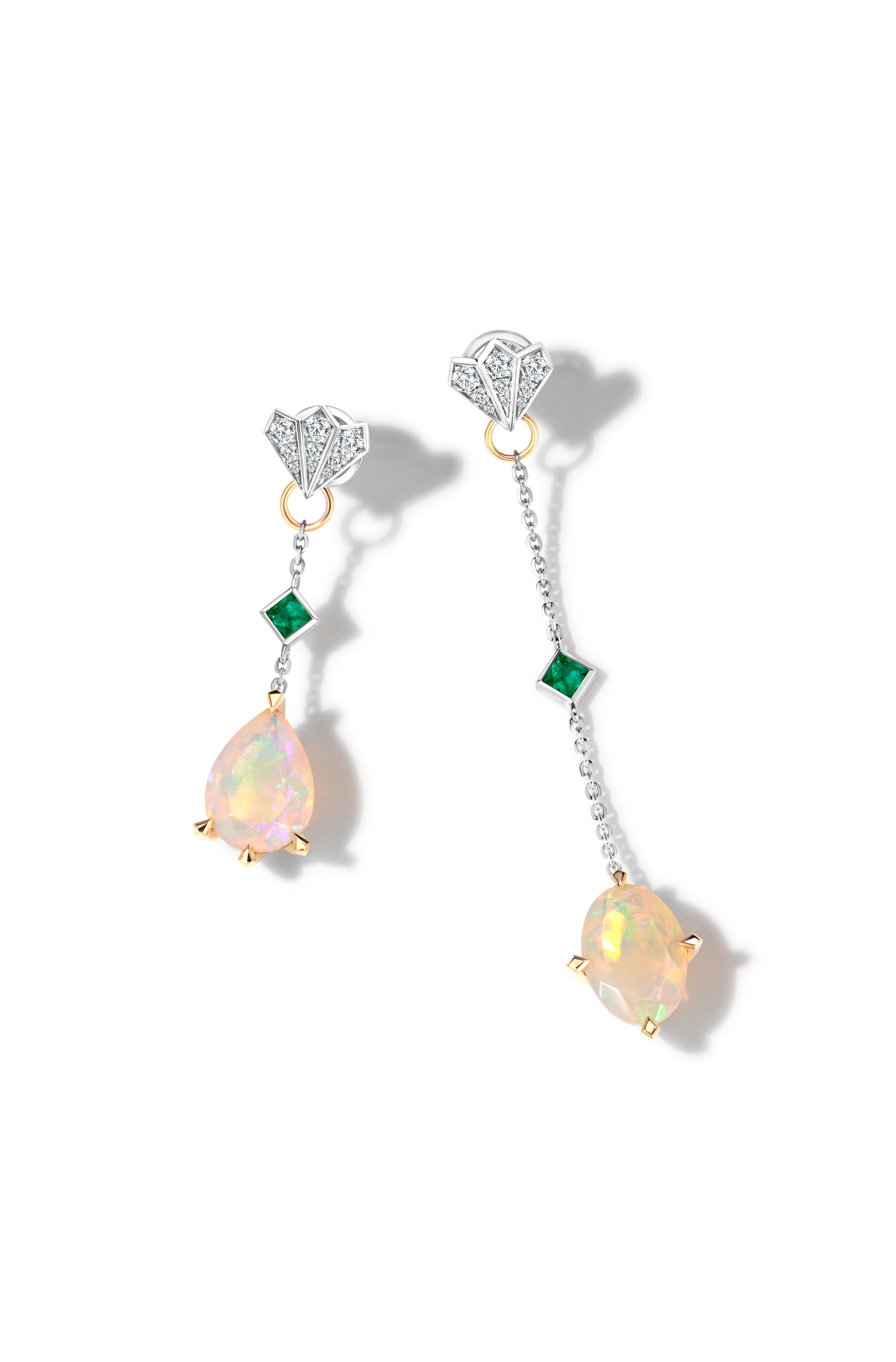 Earrings with opals